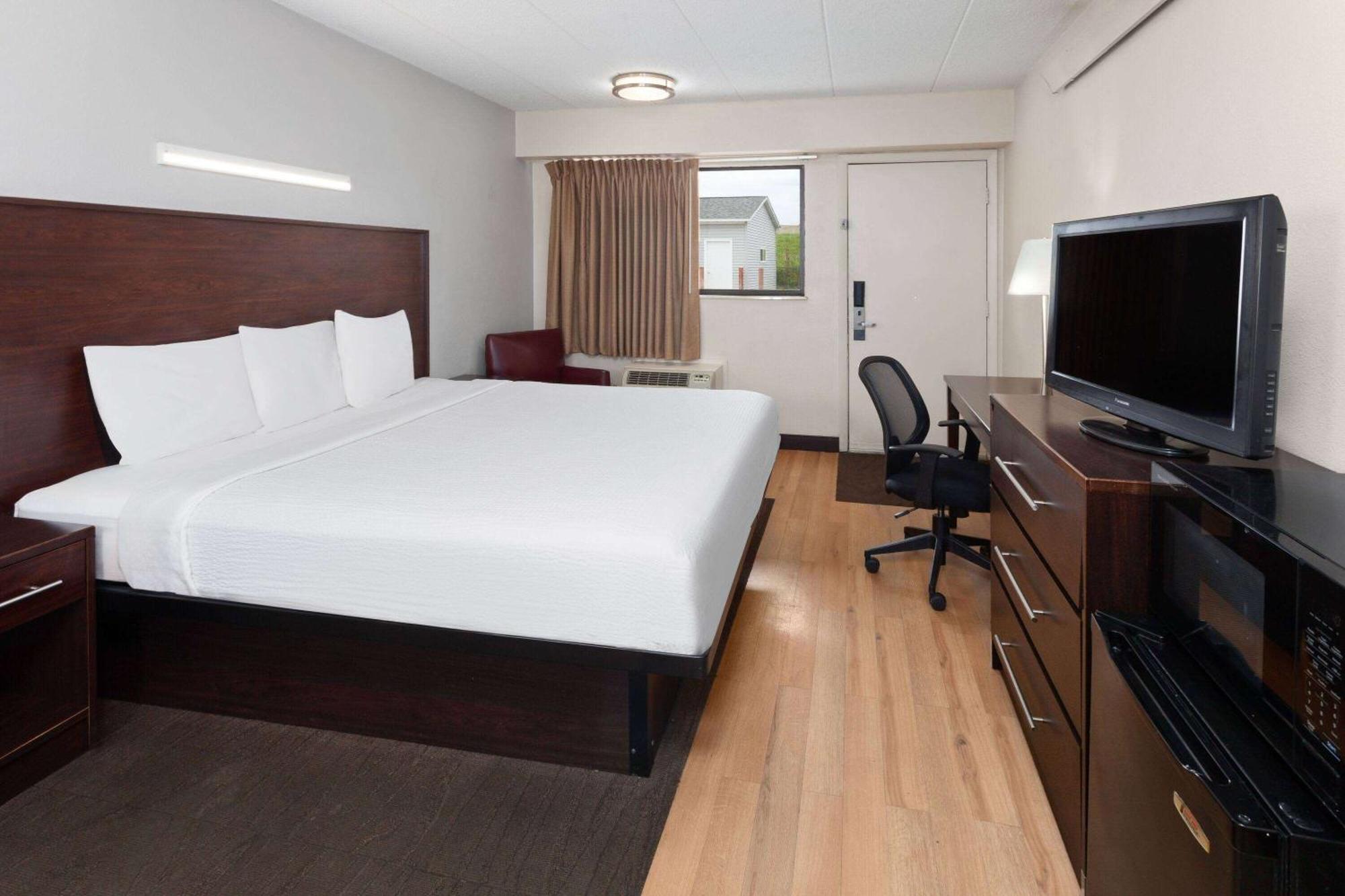 Travelodge By Wyndham פאוריה מראה חיצוני תמונה