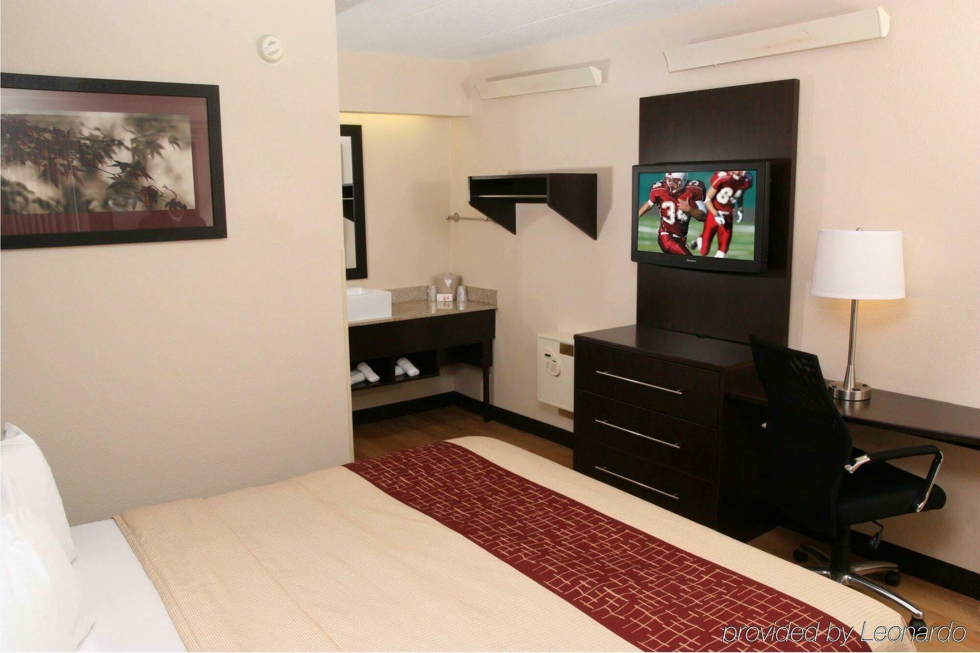 Travelodge By Wyndham פאוריה מראה חיצוני תמונה